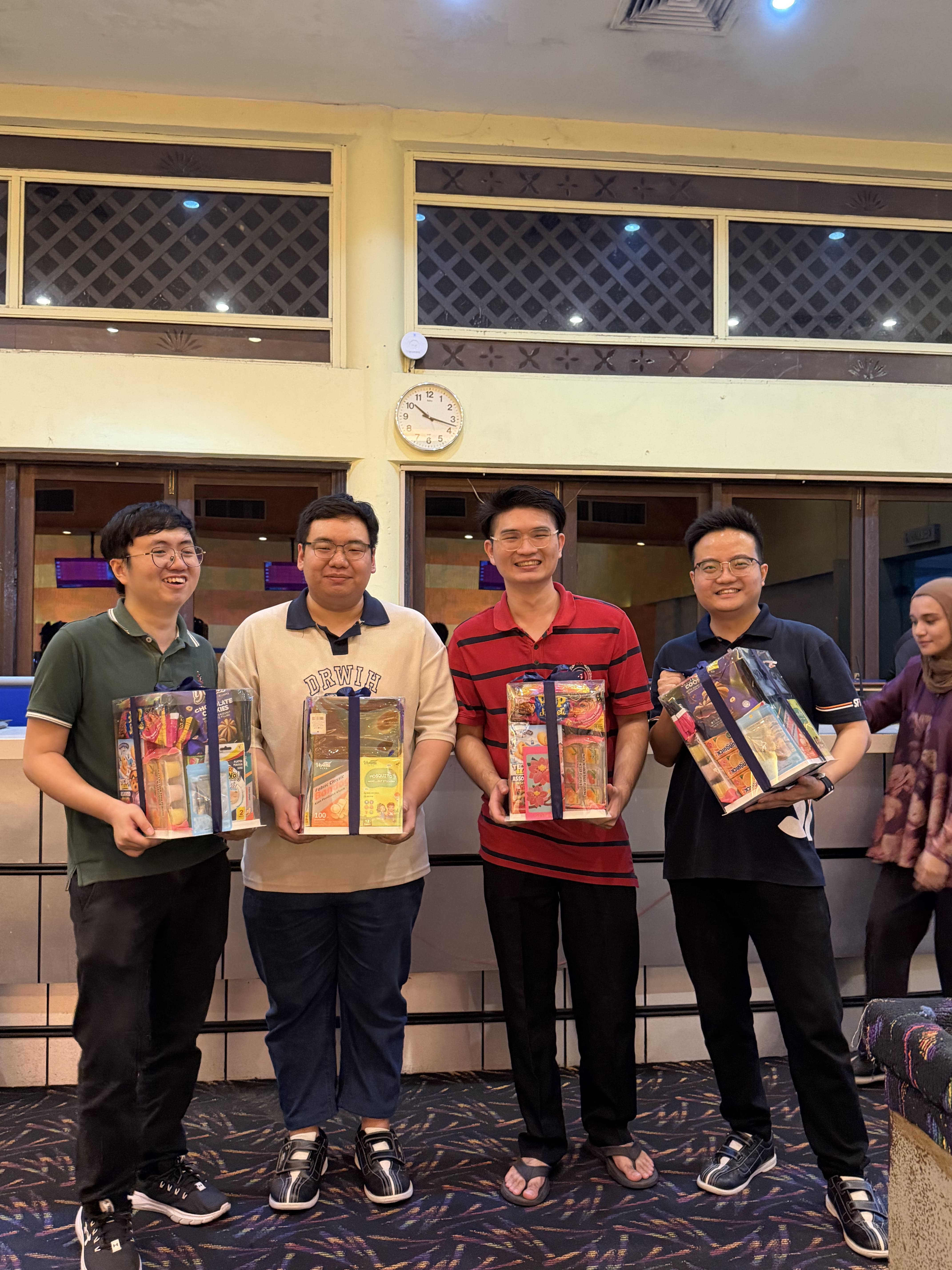 Gambar berkumpulan SF Lorry Sport Day 2026 Kejohanan Boling